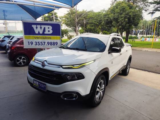 FIAT TORO 2.0 16V TURBO DIESEL VOLCANO 4WD AT9 FIAT TORO 2.0 16V TURBO DIESEL VOLCANO 4WD AT9